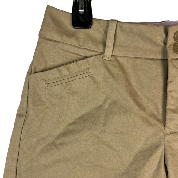 NEW Dockers Khaki Bermuda Shorts Womens Size 6 Tan - Picture 3 of 13
